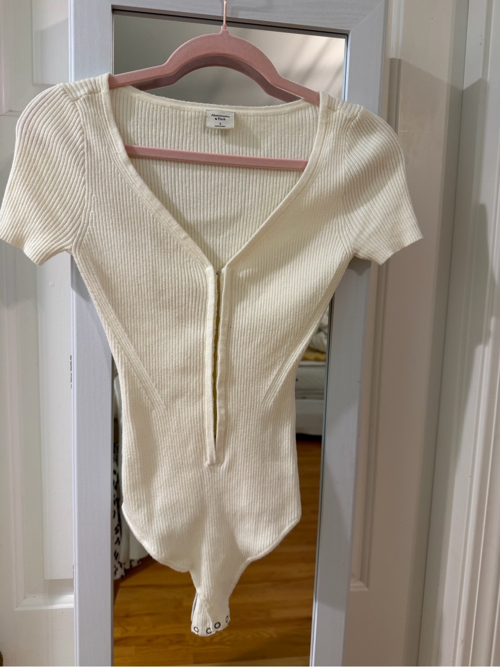 Abercrombie Knit Ribbed Cream Short-Sleeve Bodysuit